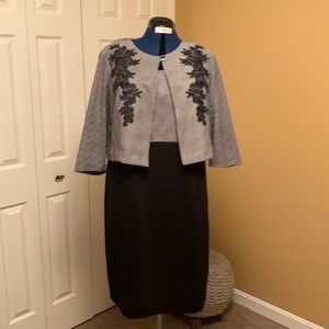 Danny and Nicole 18 W two piece dress